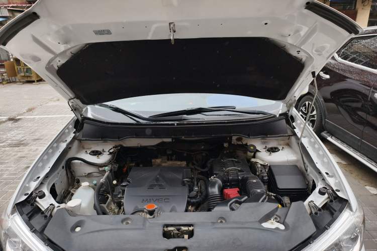 Used Mitsubishi ASX 2018 1.6L Manual Two-Wheel Drive Dynamic Edition Engine Bay