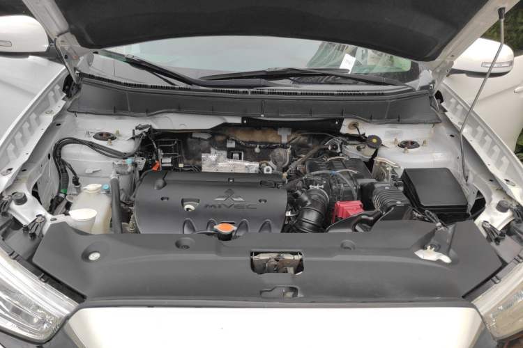 Used Mitsubishi ASX 2018 2.0L CVT Two-Wheel Drive Deluxe Edition Engine Bay