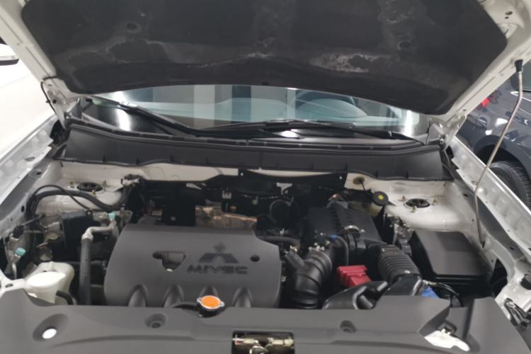 Used Mitsubishi ASX 2018 2.0L CVT Two-Wheel Drive Elite Edition Engine Bay