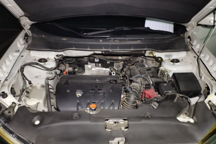 Used Mitsubishi ASX 2018 2.0L CVT Two-Wheel Drive Deluxe Edition Engine Bay