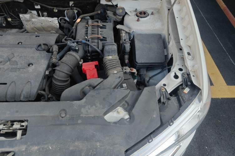 Used Mitsubishi ASX 2018 2.0L CVT Two-Wheel Drive Deluxe Edition Engine Bay Left