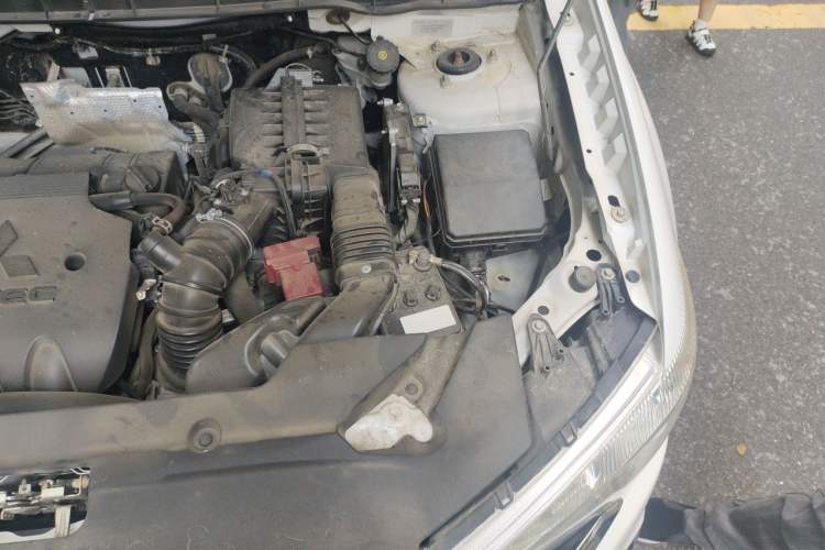 Used Mitsubishi ASX 2018 2.0L CVT Two-Wheel Drive Deluxe Edition Engine Bay Left