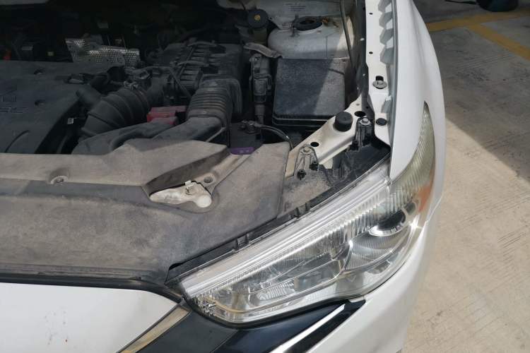 Used Mitsubishi ASX 2018 2.0L CVT Two-Wheel Drive Deluxe Edition Engine Bay Left