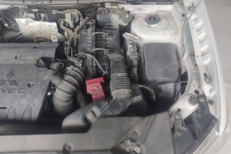 Used Mitsubishi ASX 2018 2.0L CVT Two-Wheel Drive Deluxe Edition Engine Bay Left