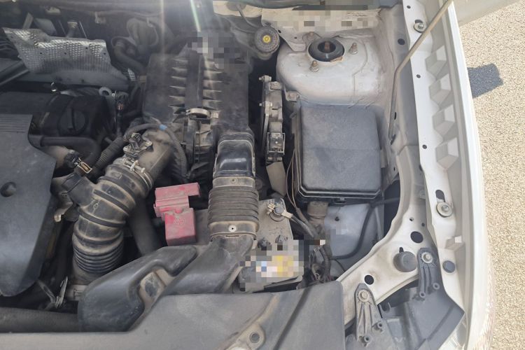 Used Mitsubishi ASX 2018 2.0L CVT Two-Wheel Drive Deluxe Edition Engine Bay Left