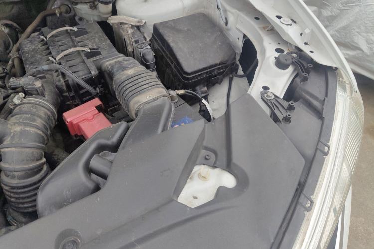 Used Mitsubishi ASX 2018 2.0L CVT Two-Wheel Drive Deluxe Edition Engine Bay Left