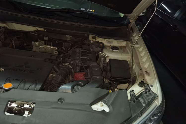 Used Mitsubishi ASX 2018 2.0L CVT Two-Wheel Drive Deluxe Edition Engine Bay Left