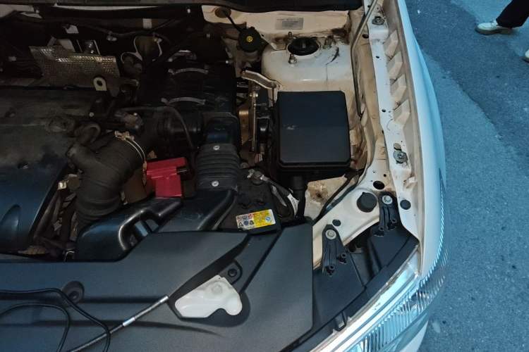 Used Mitsubishi ASX 2018 2.0L CVT Two-Wheel Drive Deluxe Edition Engine Bay Left