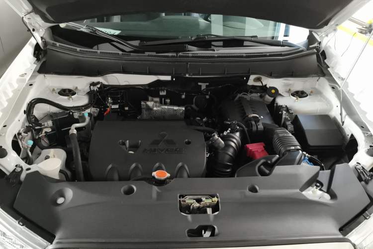 Used Mitsubishi ASX 2018 2.0L CVT Two-Wheel Drive Deluxe Edition Engine Bay