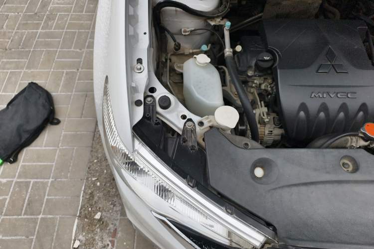 Used Mitsubishi ASX 2018 1.6L Manual Two-Wheel Drive Dynamic Edition Engine Bay Right