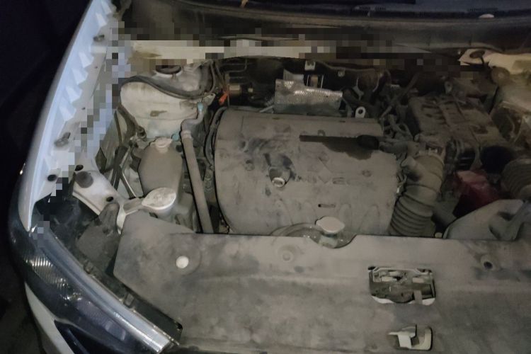 Used Mitsubishi ASX 2018 2.0L CVT Two-Wheel Drive Deluxe Edition Engine Bay Right