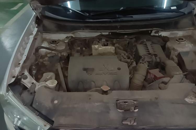 Used Mitsubishi ASX 2018 2.0L CVT Two-Wheel Drive Smart Orange Edition Engine Bay Right