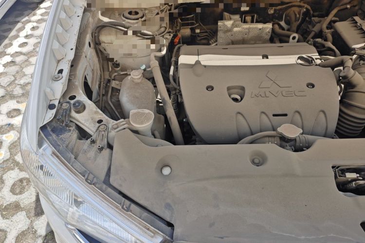Used Mitsubishi ASX 2018 2.0L CVT Two-Wheel Drive Deluxe Edition Engine Bay Right