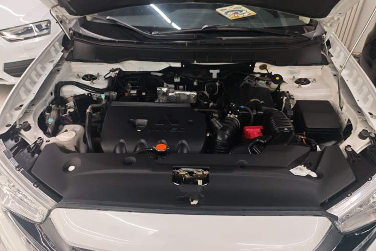 Used Mitsubishi ASX 2018 2.0L CVT Two-Wheel Drive Deluxe Edition Engine Bay