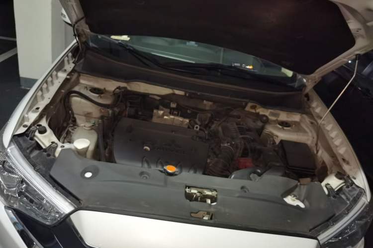 Used Mitsubishi ASX 2018 2.0L CVT Two-Wheel Drive Deluxe Edition Engine Bay