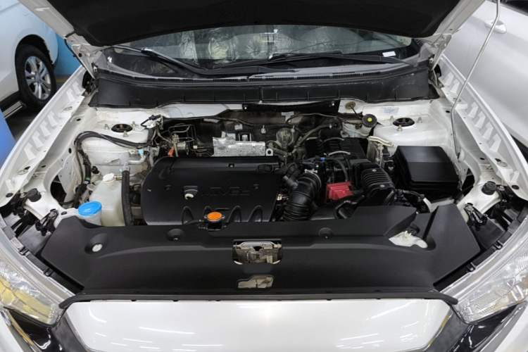 Used Mitsubishi ASX 2018 2.0L CVT Two-Wheel Drive Deluxe Edition Engine Bay