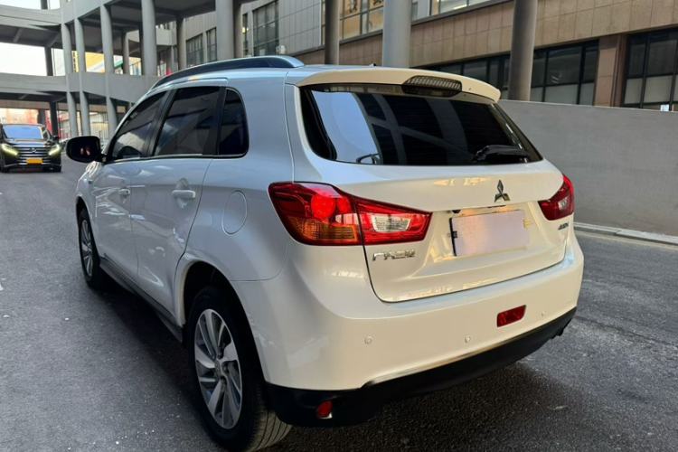 Used Mitsubishi ASX 2018 2.0L CVT Two-Wheel Drive Deluxe Edition Exterior 2