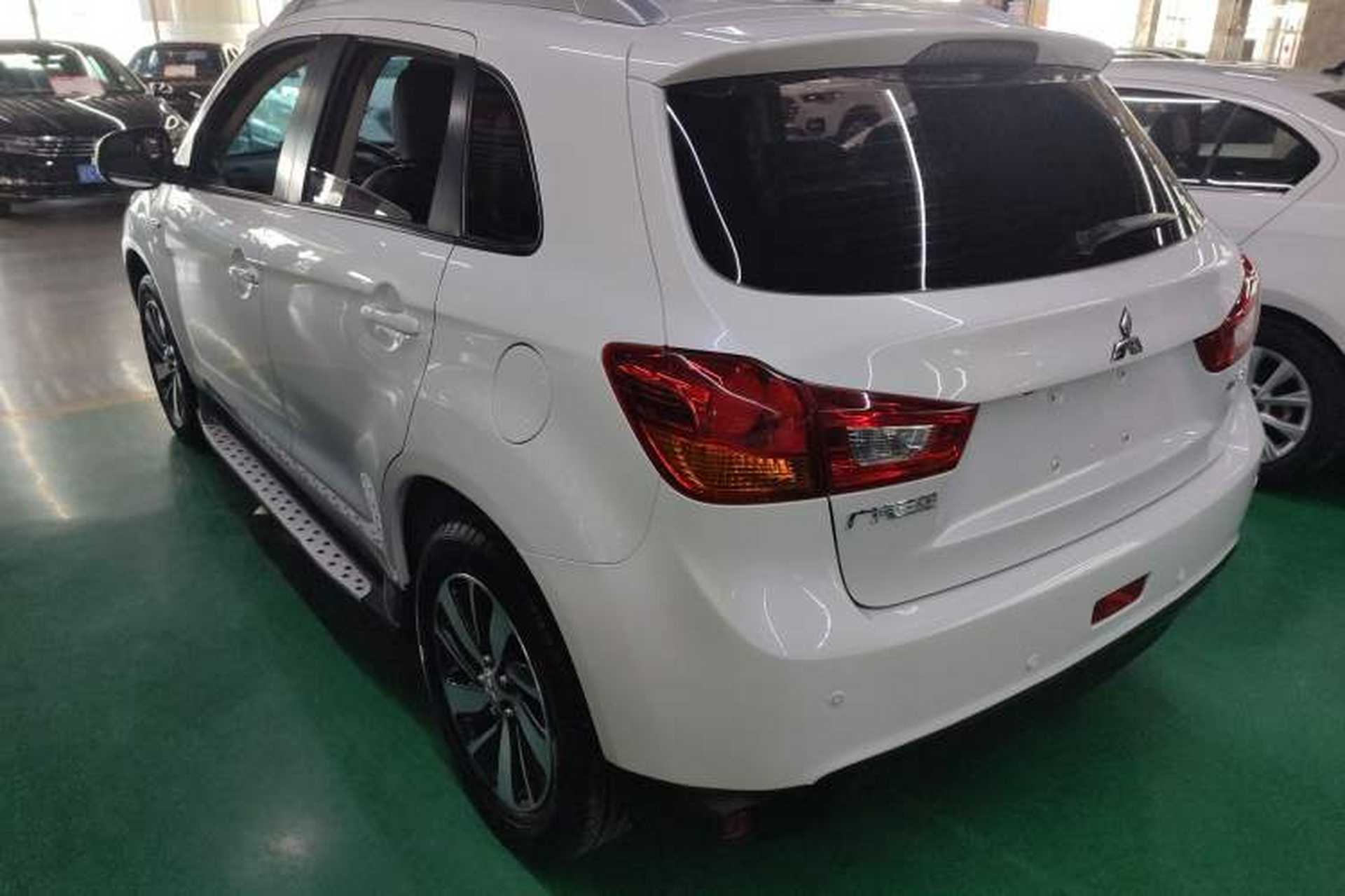 Used Mitsubishi ASX 2018 2.0L CVT Two-Wheel Drive Deluxe Edition Exterior 2
