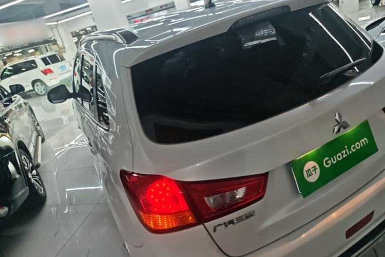 Used Mitsubishi ASX 2018 2.0L CVT Two-Wheel Drive Deluxe Edition Exterior 2