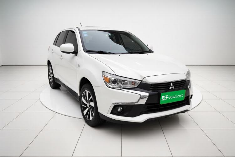 Used Mitsubishi ASX 2018 2.0L CVT Two-Wheel Drive Elite Edition Exterior 2