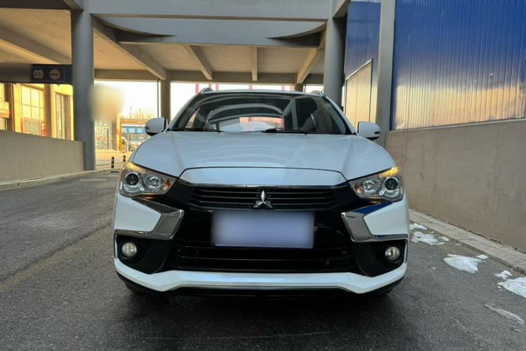 Used Mitsubishi ASX 2018 2.0L CVT Two-Wheel Drive Deluxe Edition Exterior 3