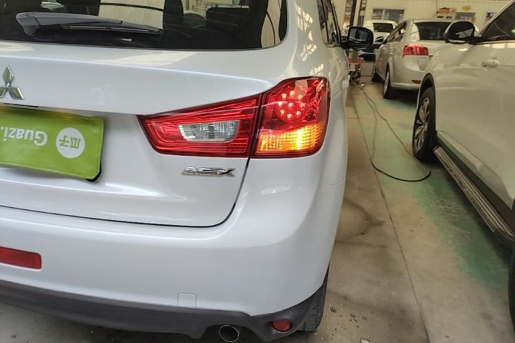 Used Mitsubishi ASX 2018 2.0L CVT Two-Wheel Drive Elite Edition Exterior 3