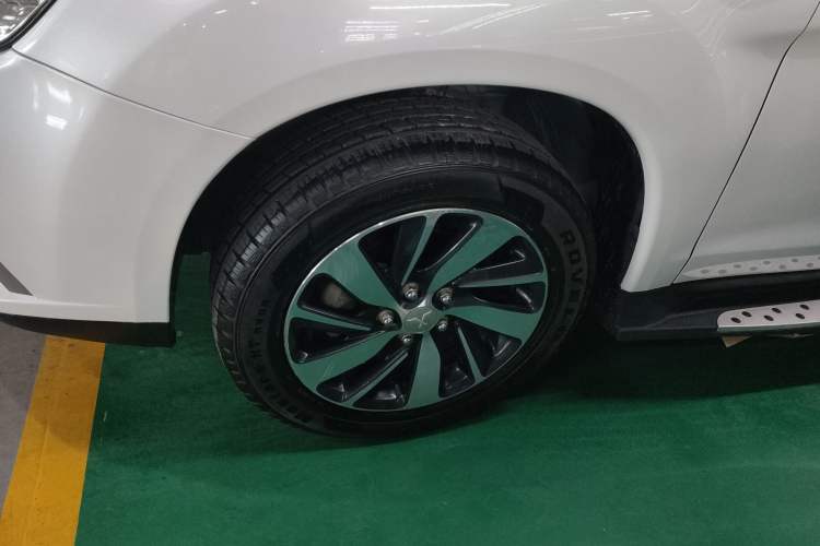 Used Mitsubishi ASX 2018 2.0L CVT Two-Wheel Drive Deluxe Edition Exterior 4