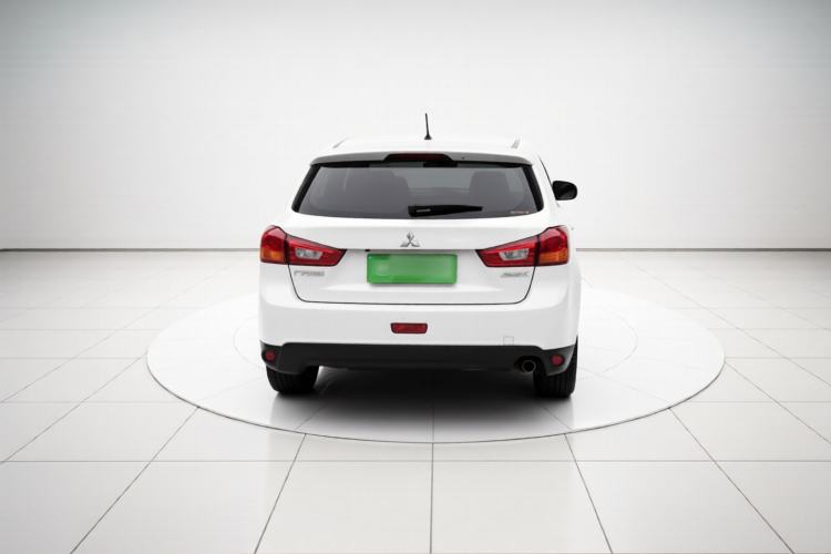 Used Mitsubishi ASX 2018 2.0L CVT Two-Wheel Drive Elite Edition Exterior 4