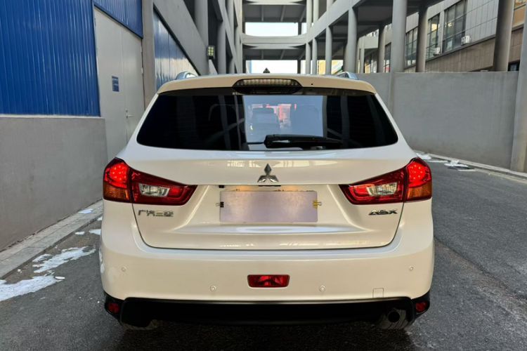 Used Mitsubishi ASX 2018 2.0L CVT Two-Wheel Drive Deluxe Edition Exterior 5