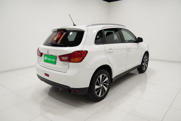 Used Mitsubishi ASX 2018 1.6L Manual Two-Wheel Drive Fashion Edition Exterior 5