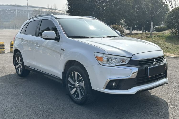 Used Mitsubishi ASX 2018 2.0L CVT Two-Wheel Drive Deluxe Edition Exterior 5