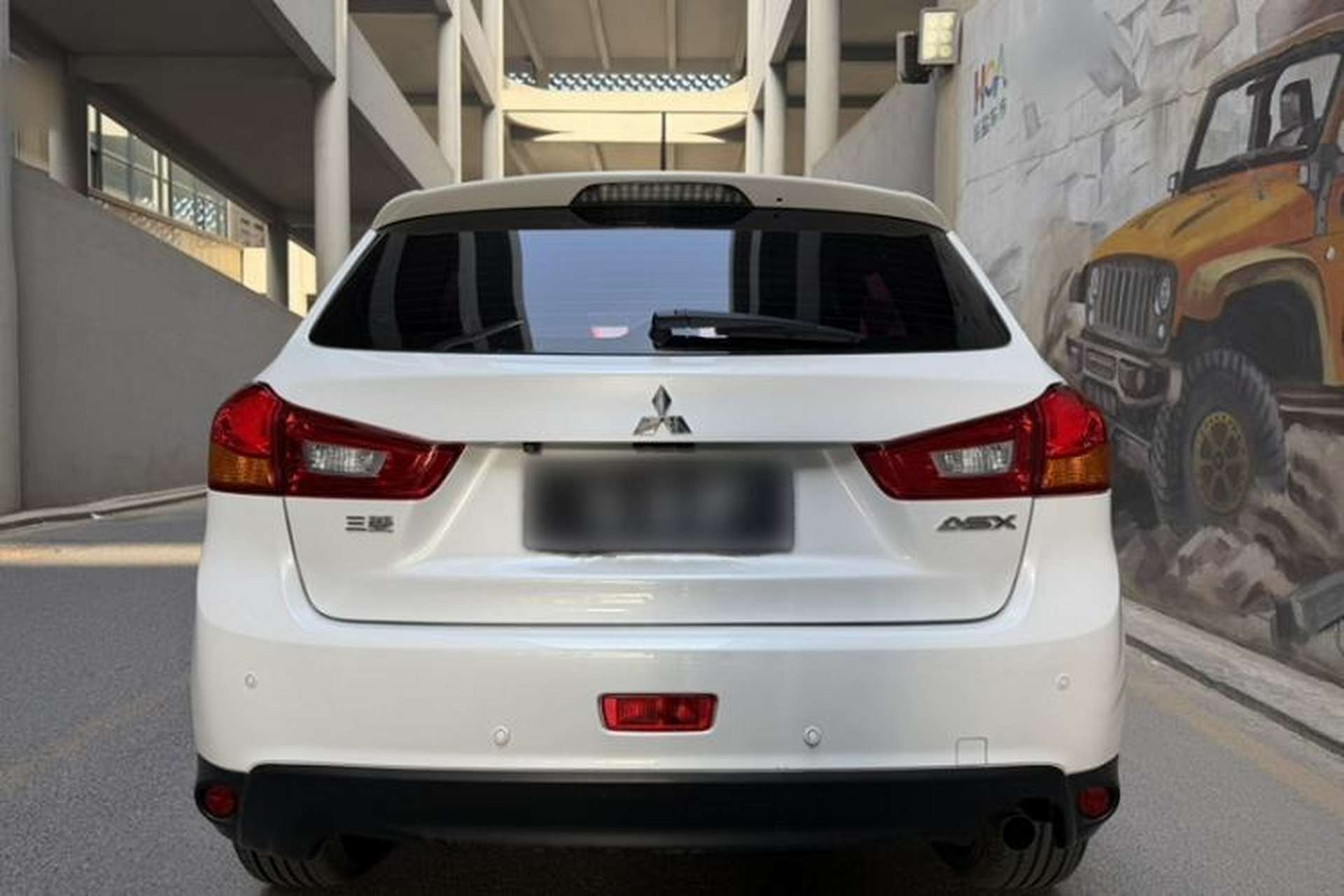 Used Mitsubishi ASX 2018 2.0L CVT Two-Wheel Drive Deluxe Edition Exterior 7