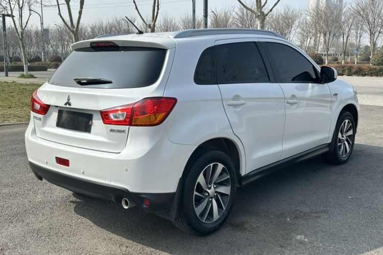 Used Mitsubishi ASX 2018 2.0L CVT Two-Wheel Drive Deluxe Edition Exterior 7