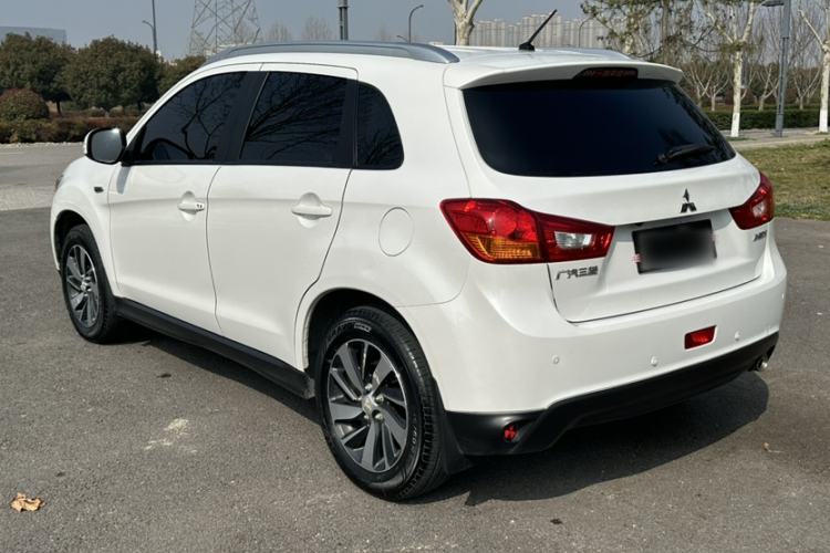 Used Mitsubishi ASX 2018 2.0L CVT Two-Wheel Drive Deluxe Edition Exterior 9