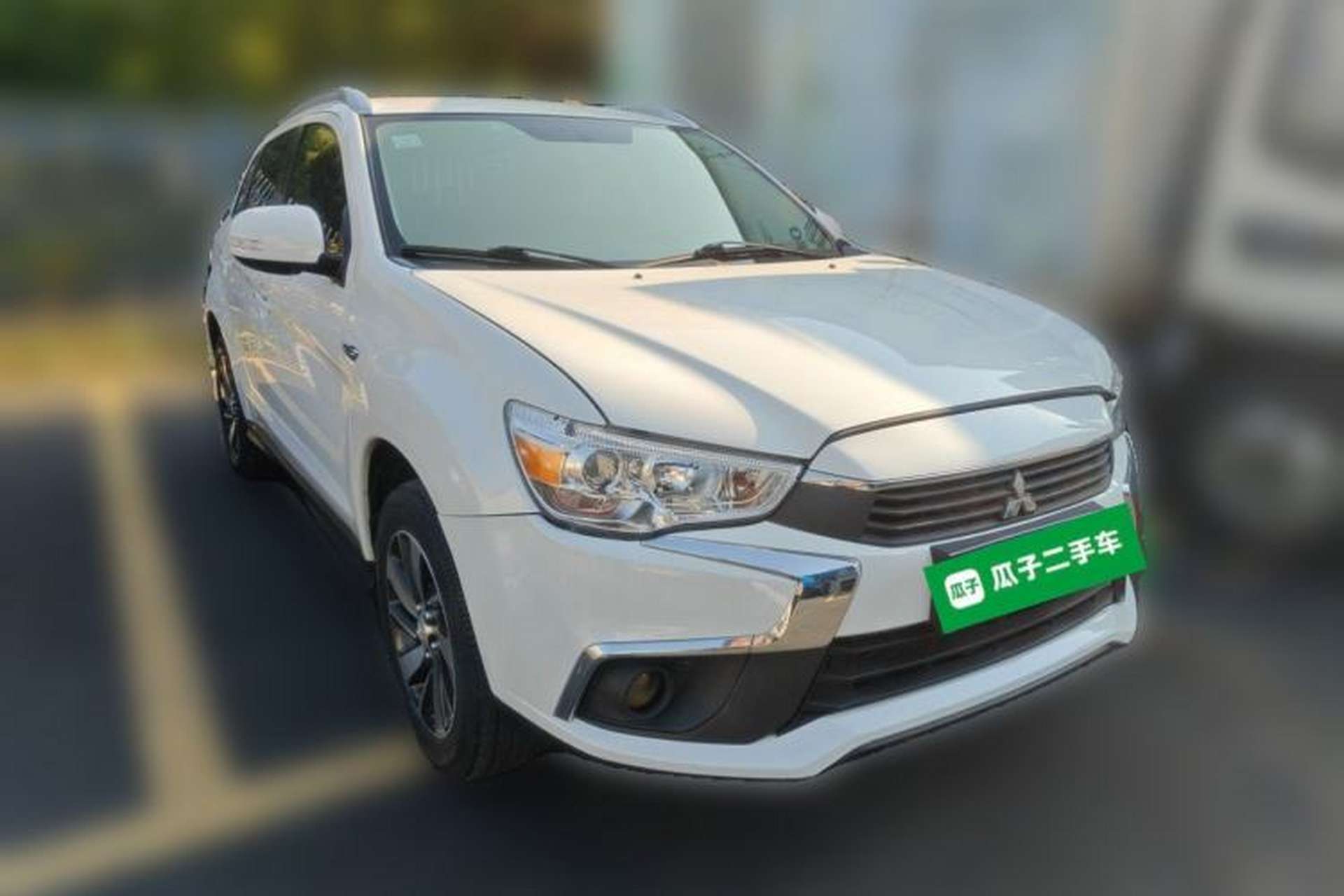 Used Mitsubishi ASX 2018 2.0L CVT Two-Wheel Drive Deluxe Edition Front Right 45 Deg