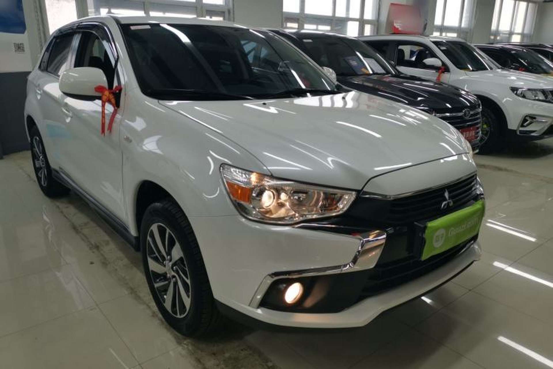 Used Mitsubishi ASX 2018 2.0L CVT Two-Wheel Drive Elite Edition Front Right 45 Deg