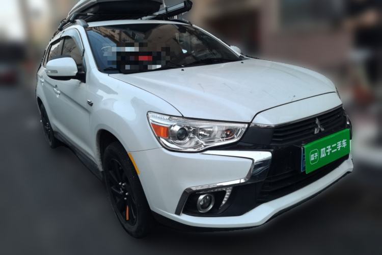Used Mitsubishi ASX 2018 2.0L CVT Two-Wheel Drive Smart Orange Edition Front Right 45 Deg