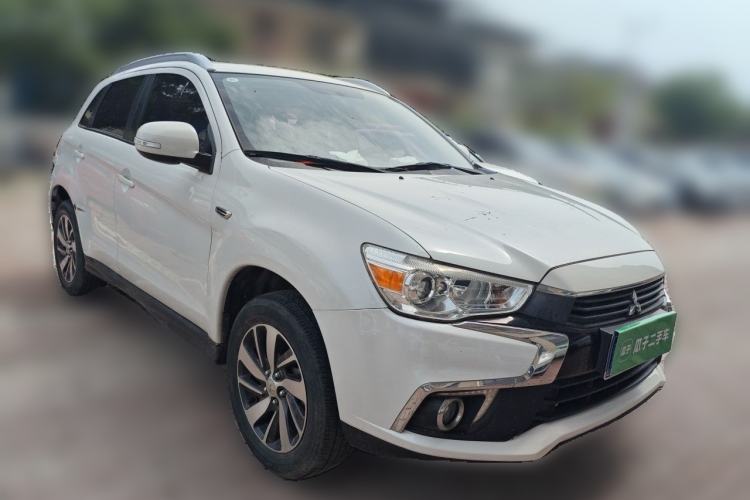 Used Mitsubishi ASX 2018 1.6L Manual Two-Wheel Drive Fashion Edition Front Right 45 Deg