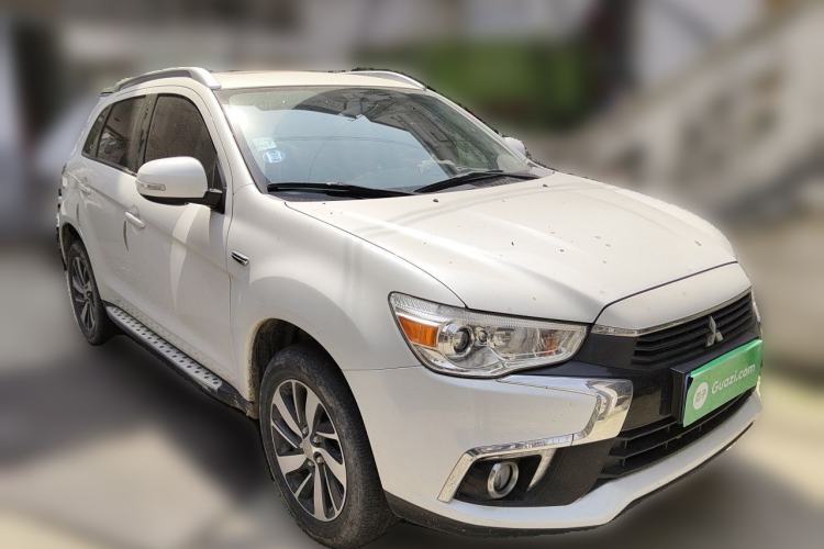 Used Mitsubishi ASX 2018 1.6L Manual Two-Wheel Drive Fashion Edition Front Right 45 Deg