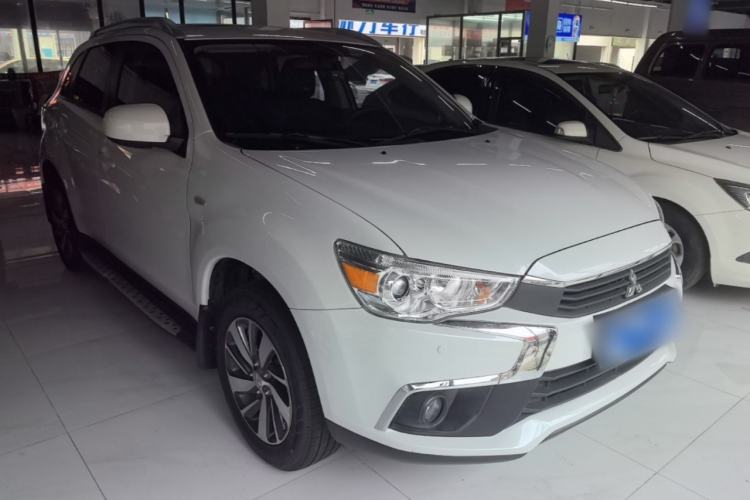 Used Mitsubishi ASX 2018 1.6L Manual Two-Wheel Drive Dynamic Edition Front Right 45 Deg