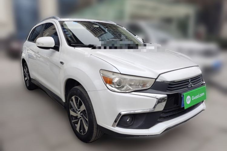 Used Mitsubishi ASX 2018 1.6L Manual Two-Wheel Drive Fashion Edition Front Right 45 Deg