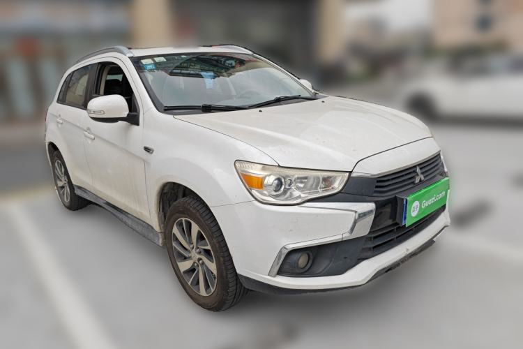 Used Mitsubishi ASX 2018 1.6L Manual Two-Wheel Drive Fashion Edition Front Right 45 Deg