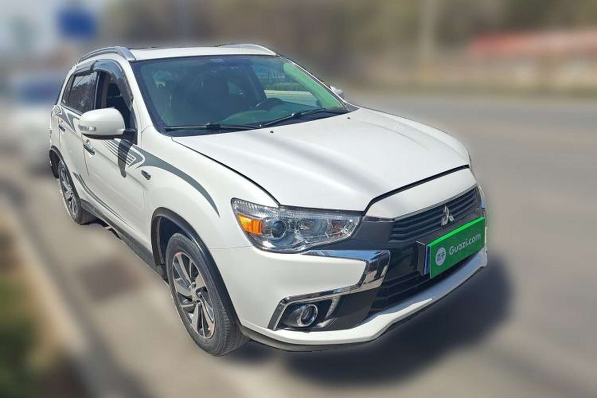 Used Mitsubishi ASX 2018 2.0L CVT Two-Wheel Drive Deluxe Edition Front Right 45 Deg