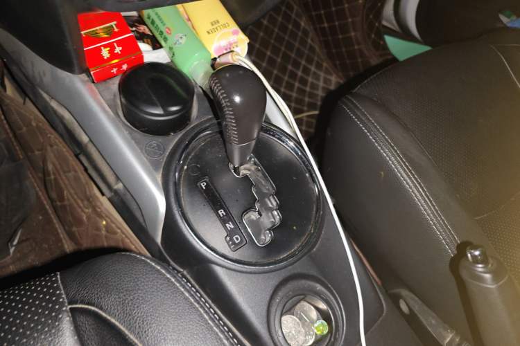 Used Mitsubishi ASX 2018 2.0L CVT Two-Wheel Drive Deluxe Edition Gear Lever