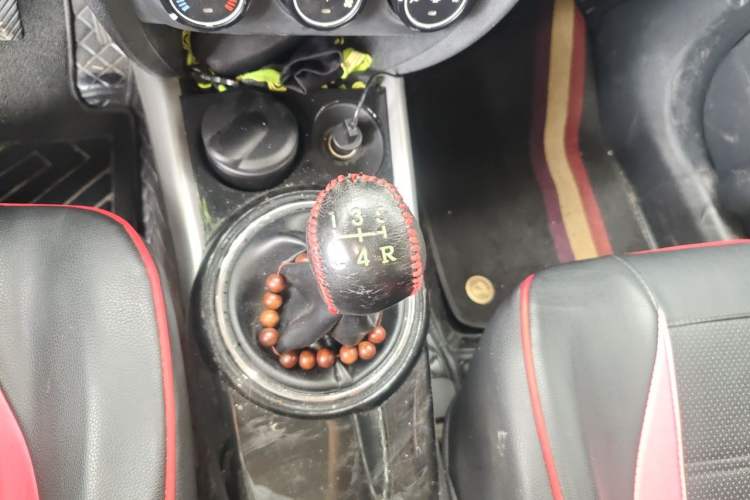 Used Mitsubishi ASX 2018 1.6L Manual Two-Wheel Drive Fashion Edition Gear Lever