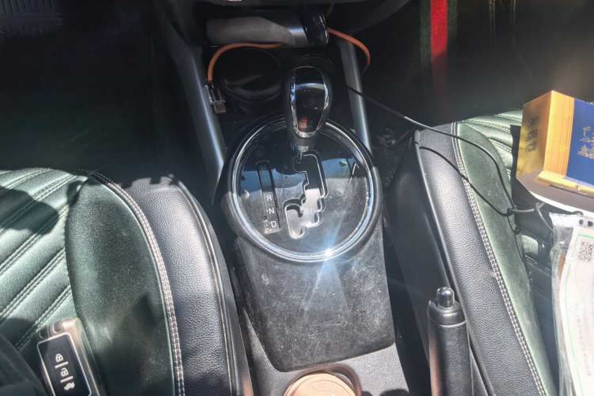 Used Mitsubishi ASX 2018 2.0L CVT Two-Wheel Drive Elite Edition Gear Lever