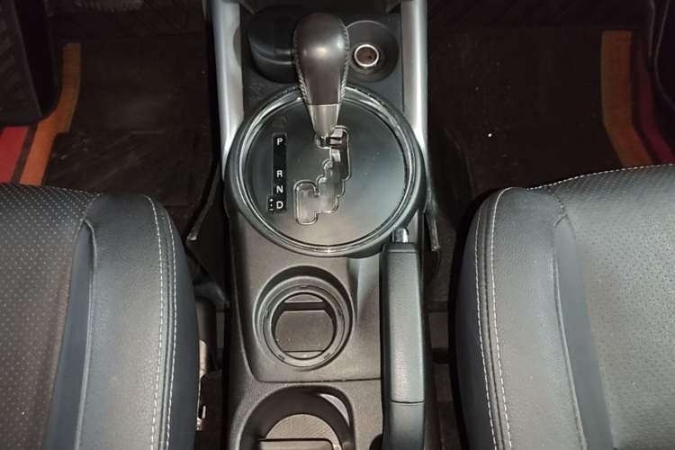Used Mitsubishi ASX 2018 2.0L CVT Two-Wheel Drive Deluxe Edition Gear Lever