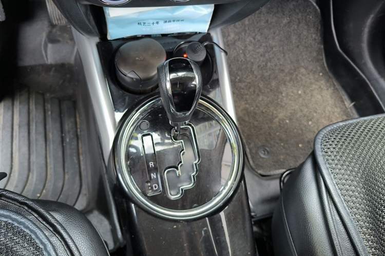 Used Mitsubishi ASX 2018 2.0L CVT Two-Wheel Drive Deluxe Edition Gear Lever
