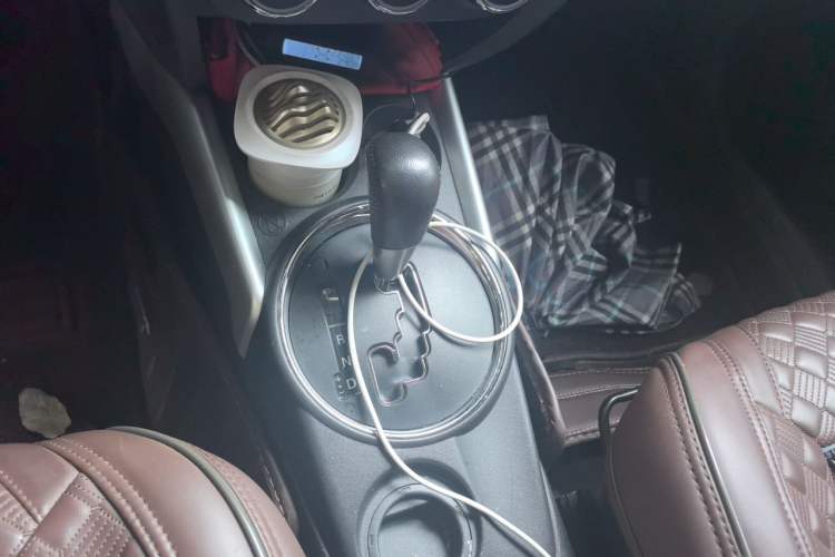 Used Mitsubishi ASX 2018 2.0L CVT Two-Wheel Drive Deluxe Edition Gear Lever