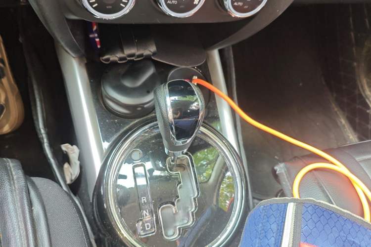 Used Mitsubishi ASX 2018 2.0L CVT Two-Wheel Drive Elite Edition Gear Lever